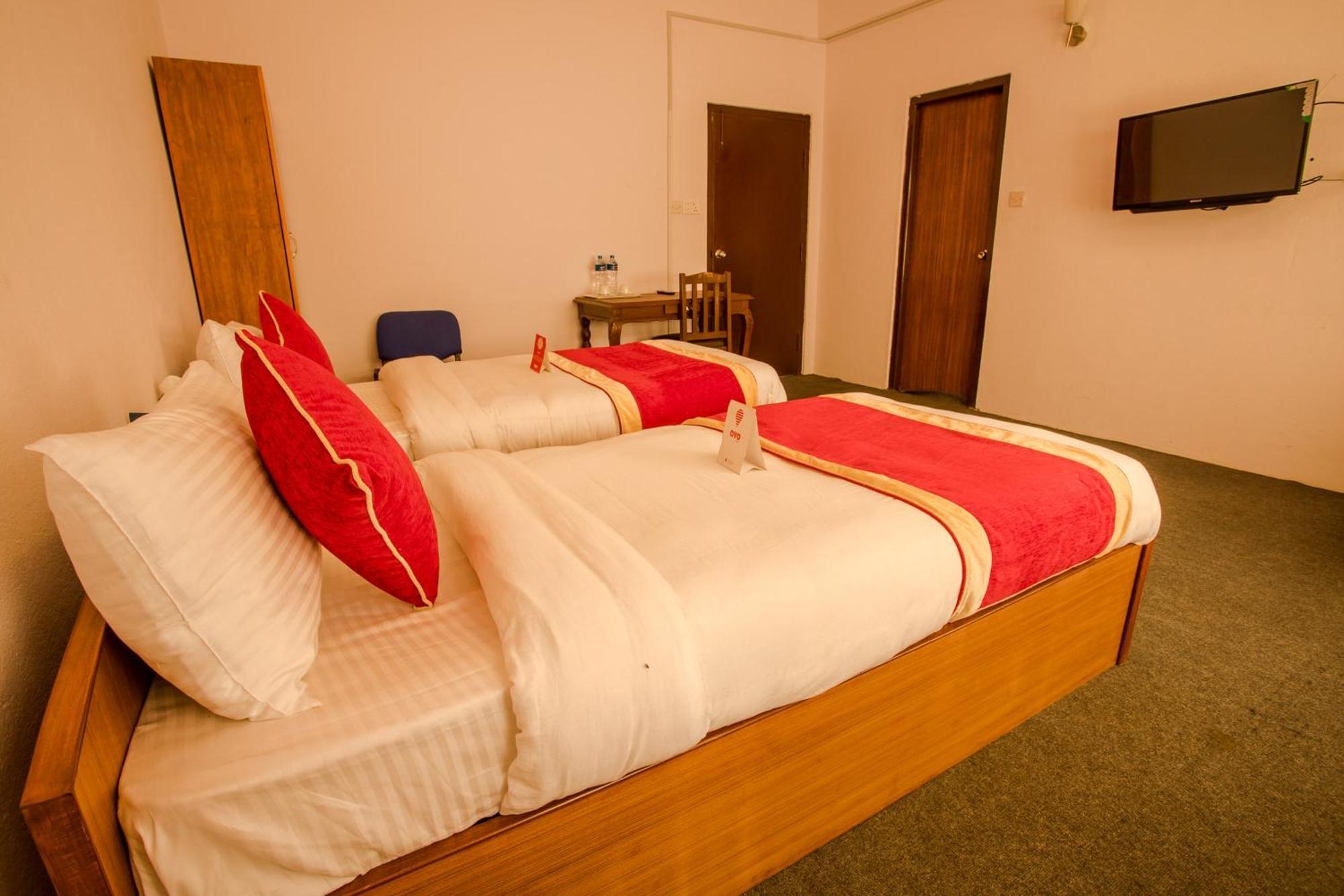 Oyo 135 Lost Garden Apartment&guest House Kathmandu