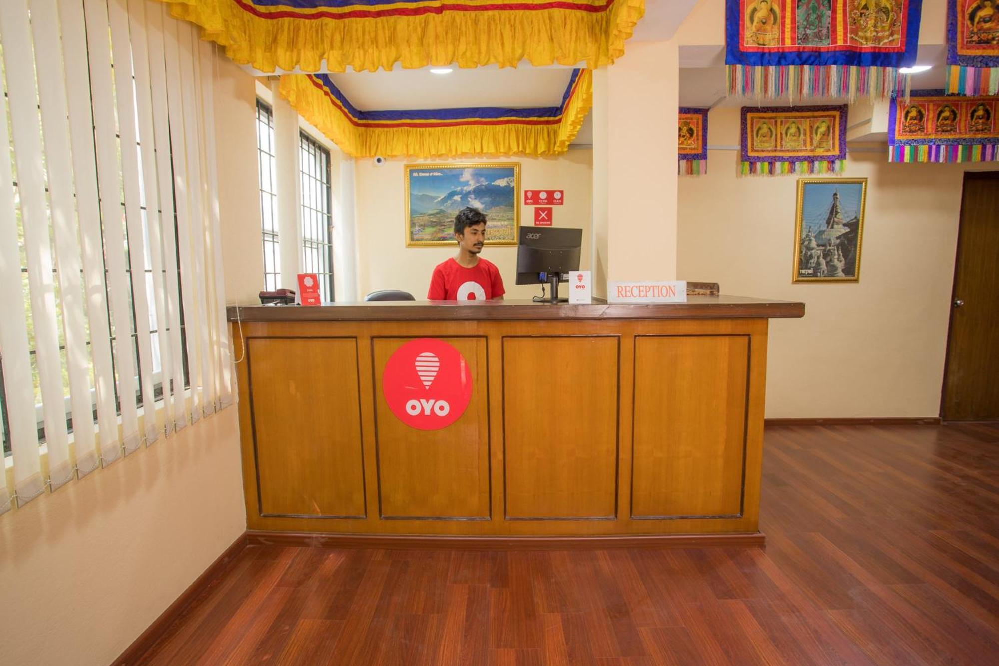 Lodge Oyo 135 Lost Garden Apartment&guest House *